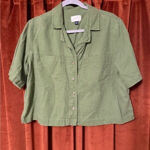 Universal Thread Green Short Sleeve Button-Down Shirt